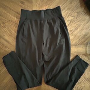 Lululemon Women's Black High-Waisted Pants